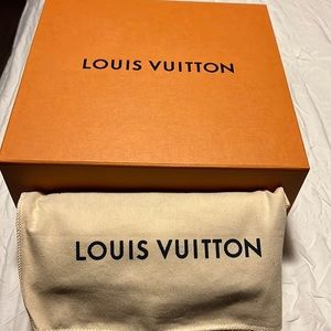Louis Vuitton purse
